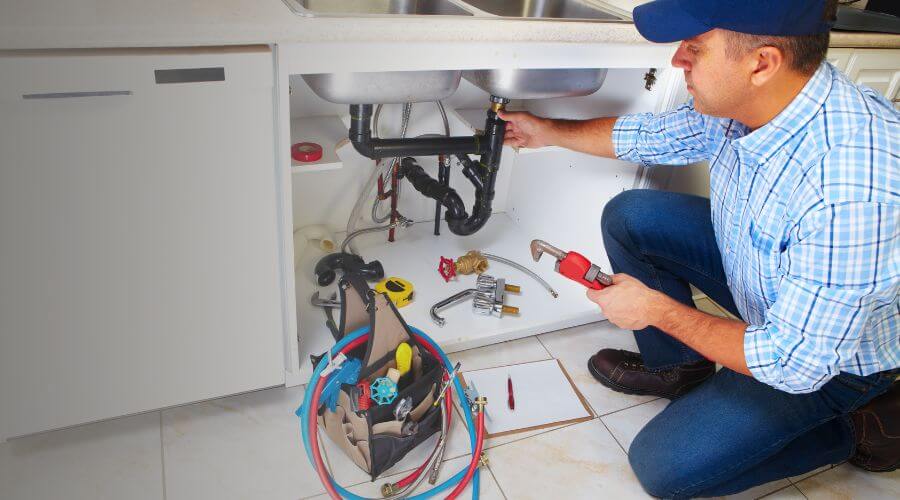 Professional septic tank pumping in Gem, KS